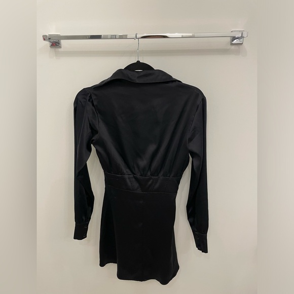 Long sleeve dress🖤 - Picture 2 of 4